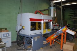 used van dorn plastic molding machine