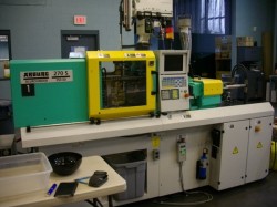 used arburg plastic molding machine