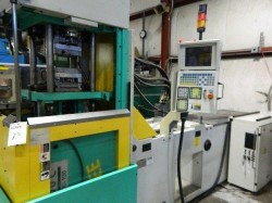 used arburg plastic molder