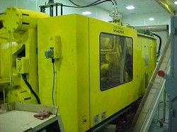 750 ton used injection molding machine