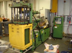 used arburg plastic injection machine