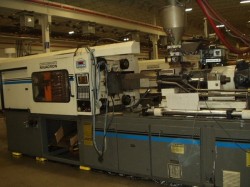 Used Cinci Plastic Injection Molding Machine