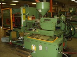 used engel injection machine