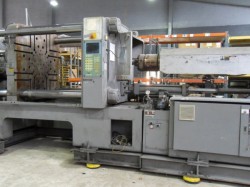 LG plastic molding machine used