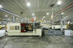 Plastic Injection Molding Machine