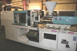 Used niigata plastic molding machine