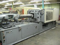 used nissei plastic molding machine
