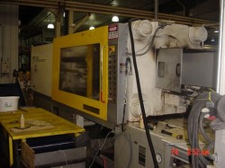 Toshiba Used Injection Molding Machine 1992 610 Ton