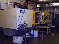 500 Ton Toshiba Plastic Injection Machine 500 Ton Toshiba Plastic Injection Machine