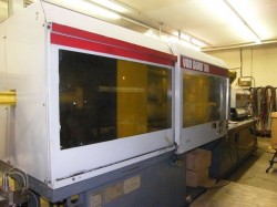 used van dorn plastic molding machine
