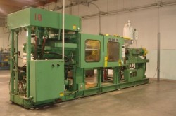 Van Dorn Used Plastic Molding Machine 1992