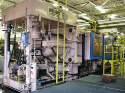 Van Dorn Plastic Molding Machine Used