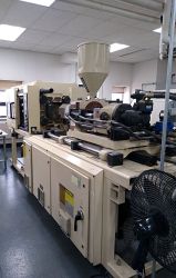 1991 85 ton Cincinnati Milacron used molding machine for sale