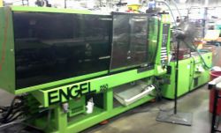 1996 250 ton Engel used plastic molding machine