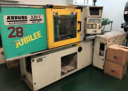 66 ton Arburg used injection molder for sale from 1998