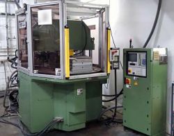 View a larger photo of this Arburg 88 ton vertical rotary plastic molder Arburg 88 ton vertical rotary plastic molder