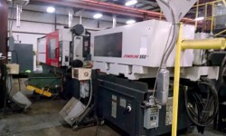 View a larger image of this 550 ton Milacron Electric plastic molder