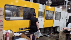 2004 500 ton Toshiba ISGS500WV21-27B