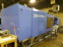 View a larger photo of a 2008 610 ton JSW electric plastic molder Photo of a 2008 610 ton JSW electric plastic molder