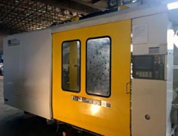 950 ton Toshiba plastic injection molder for sale