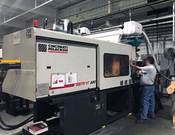 Used 300 ton Cincinnati Milacron plastic injection molder for sale from 1999