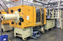 2002 300 ton Husky H300 RS65/60 2002 300 ton Husky used plastic injection molder photo