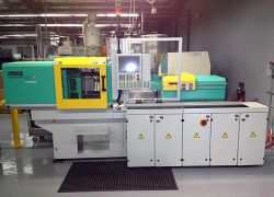 used 38 ton arburg injection molder for sale