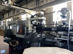 A 500 ton Cincinnati Milacron from 1995